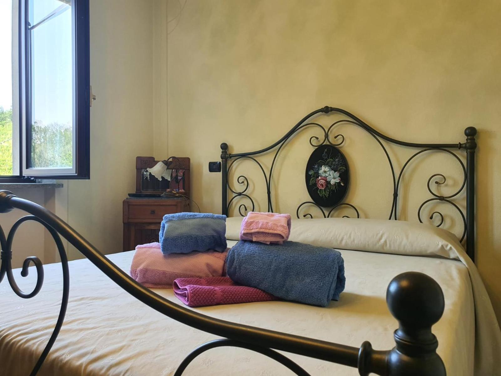 Eno-Agriturismo Cascina L'Arché Santo Stefano Belbo Exterior foto