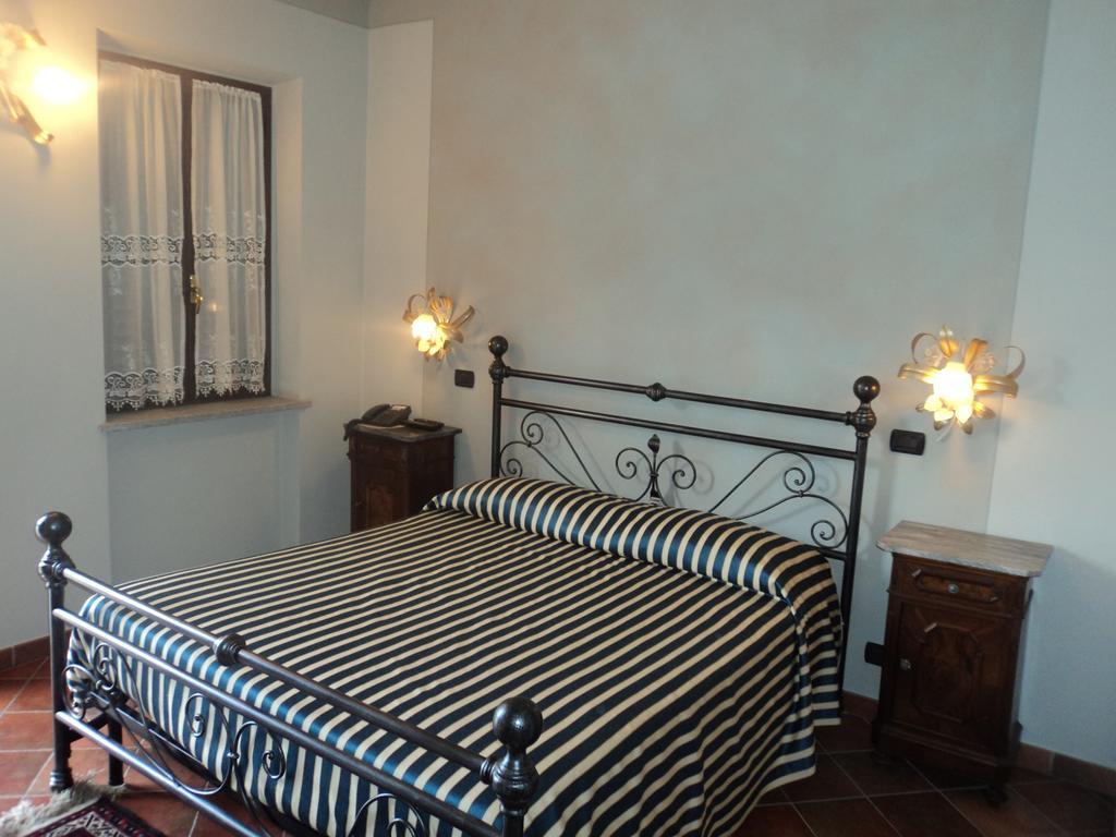 Eno-Agriturismo Cascina L'Arché Santo Stefano Belbo Quarto foto